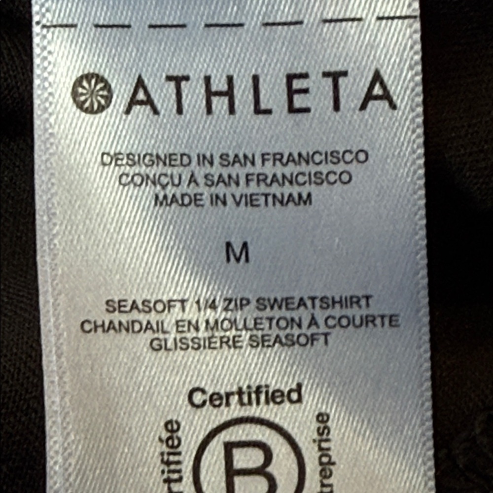 Athleta Seasoft Quarter Zip size medium - Picture 7 of 13